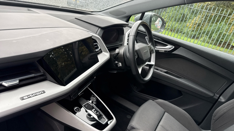 Mercedes-Benz C-Class - 2