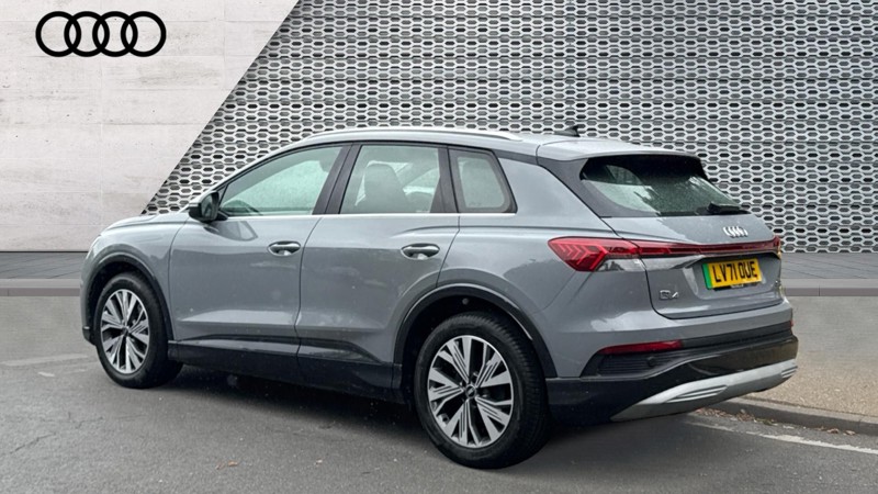 Mercedes-Benz C-Class - 3