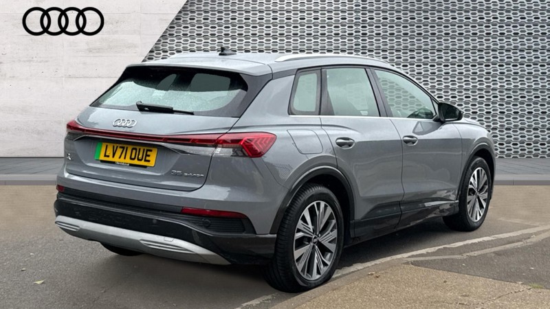 Mercedes-Benz C-Class - 8