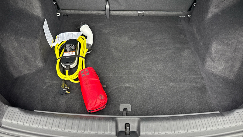 Mercedes-Benz C-Class - 18