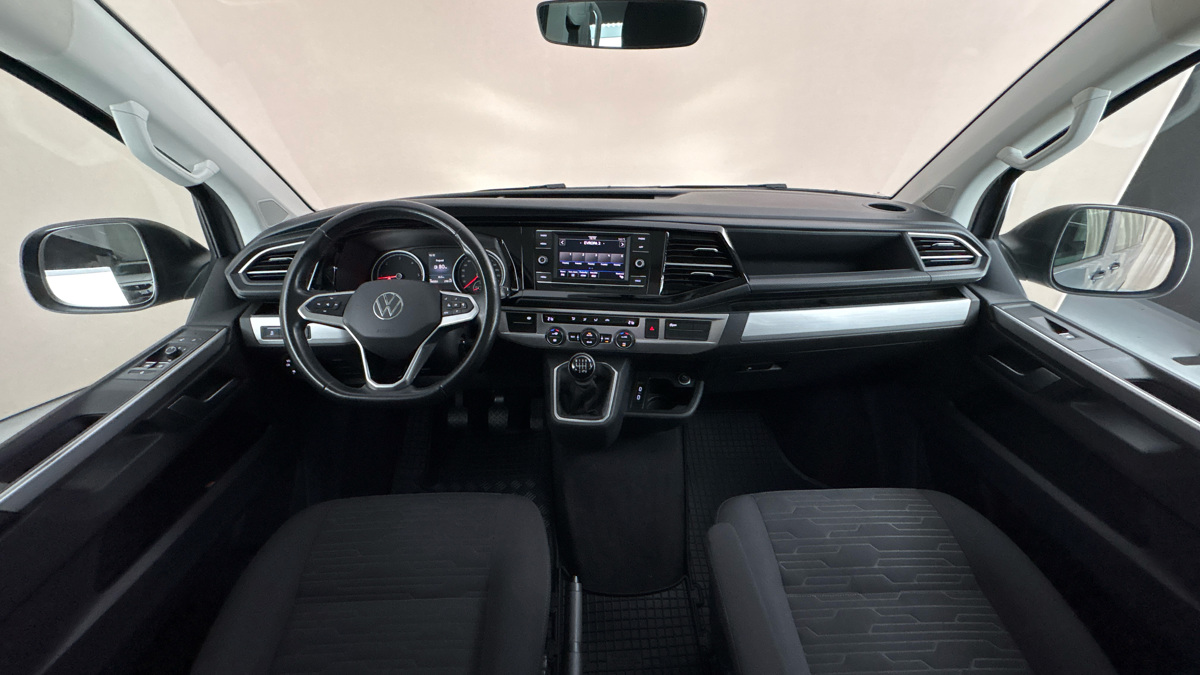 Volkswagen Multivan - 8