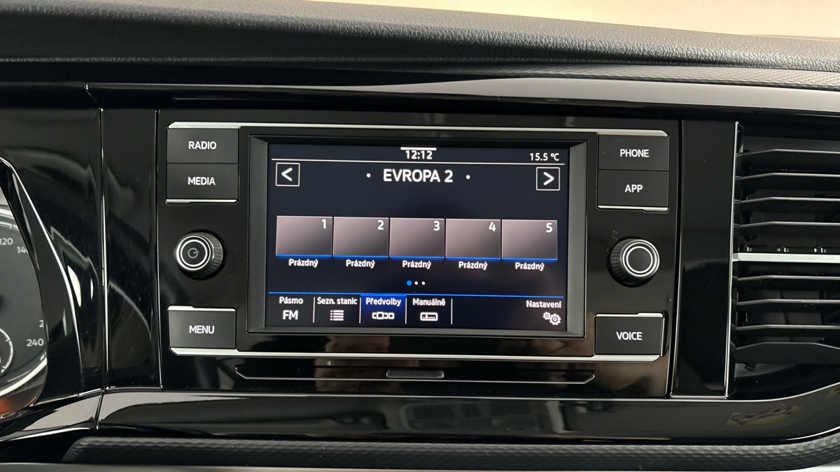 Volkswagen Multivan - 11