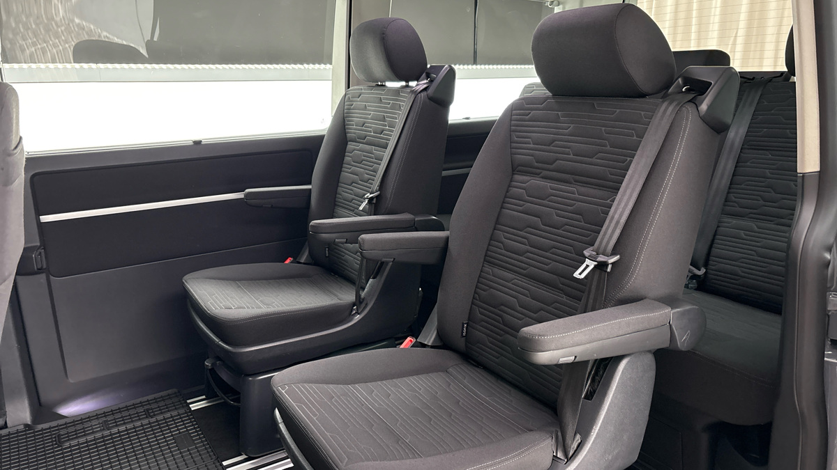 Volkswagen Multivan - 16