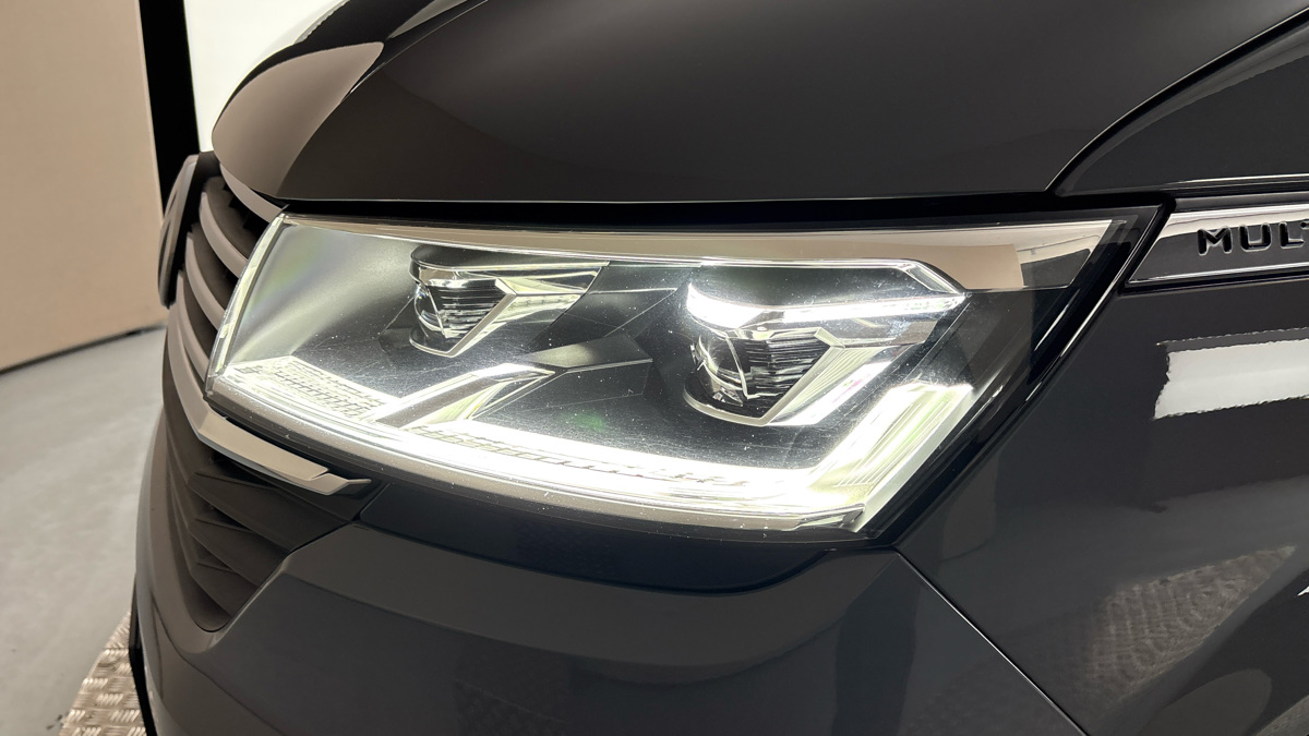 Volkswagen Multivan - 18