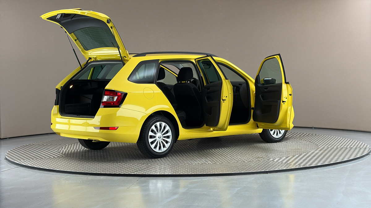 Škoda Fabia - 6