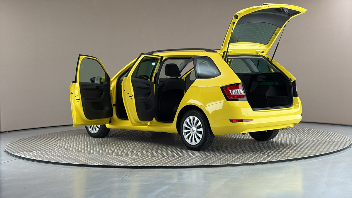 Škoda Fabia - 7
